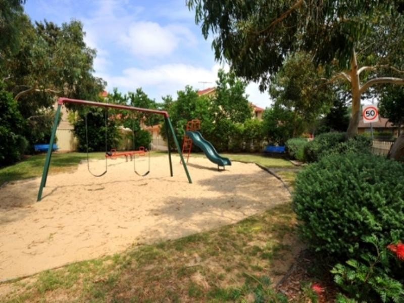 12/3 Grace Campbell Crescent, Hillsdale NSW 2036