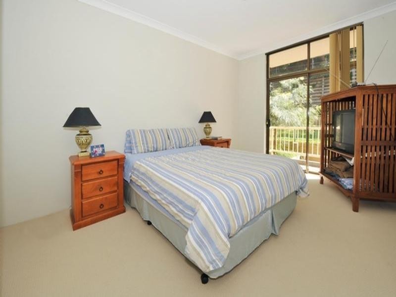 7/4-6 Edgecumbe Avenue, Coogee NSW 2034