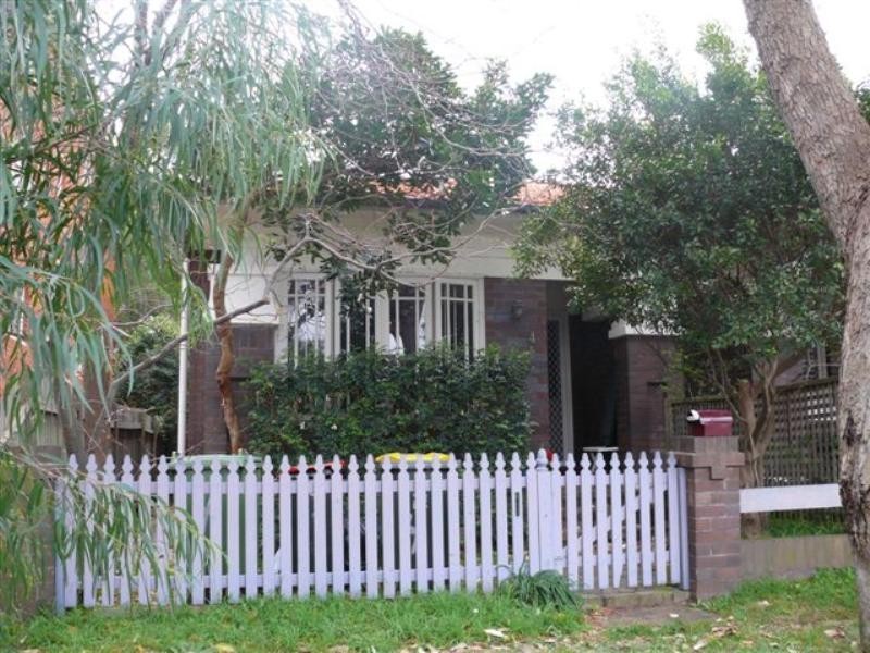 4 Clifford Street, Coogee NSW 2034