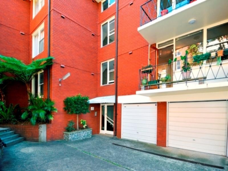 11a Byron Street, Coogee NSW 2034