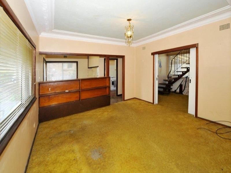 29 Carnegie Circuit, Chifley NSW 2036