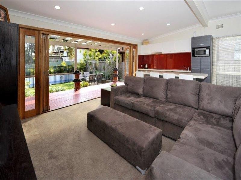 90 Stephen, Botany NSW 2019