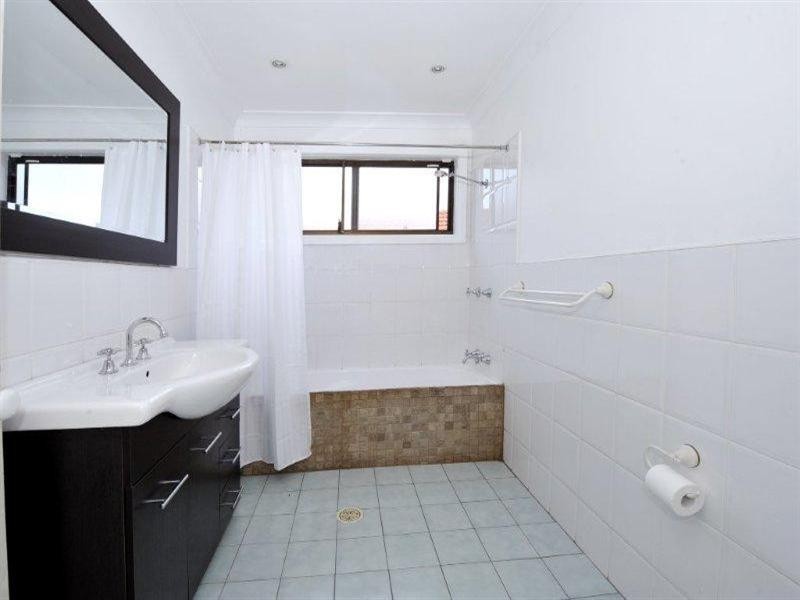 90 Stephen, Botany NSW 2019