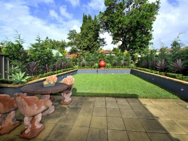 15 Flora Street, Mascot NSW 2020