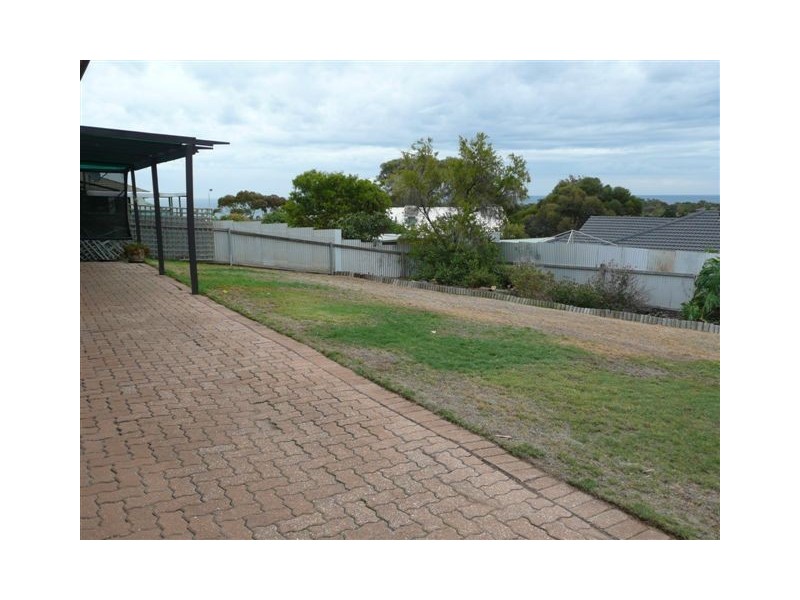 6 Minnipa Drive, Hallett Cove SA 5158