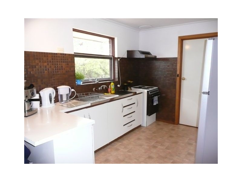 6 Minnipa Drive, Hallett Cove SA 5158