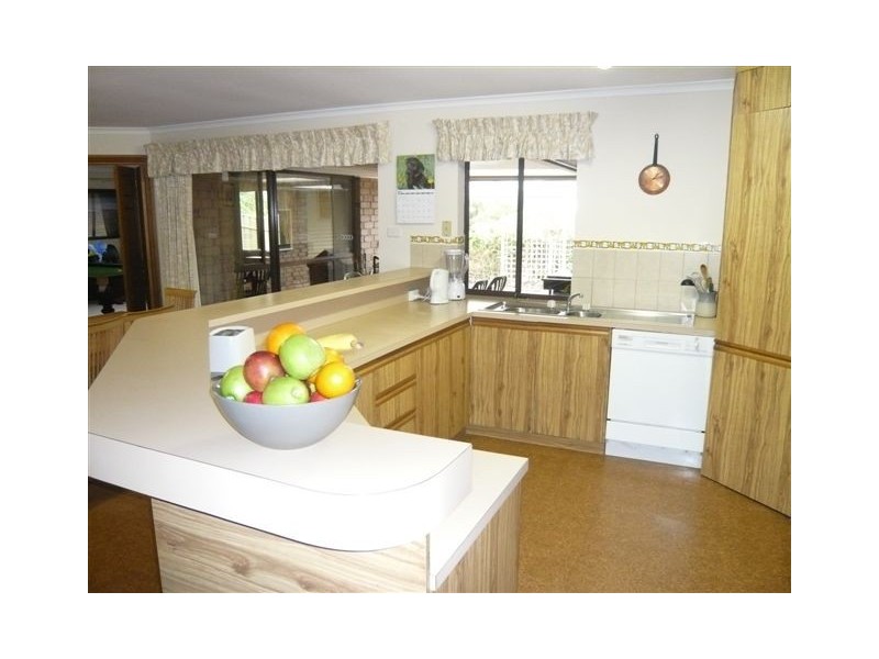 21 Lotus Drive, Aberfoyle Park SA 5159