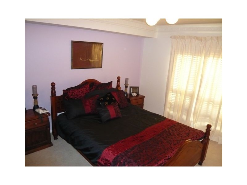 9 Zabica Avenue, Woodcroft SA 5162