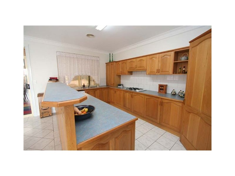 5 Freebairn Drive, Hallett Cove SA 5158