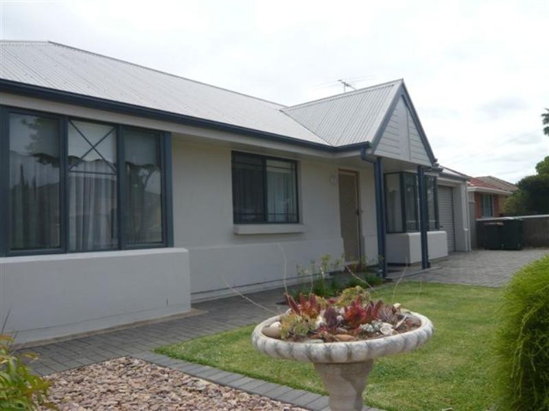 12 Lynmouth Avenue, North Brighton SA 5048