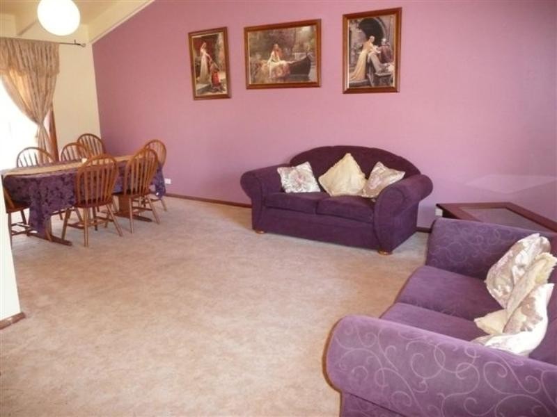 4 Arachne Drive, Hallett Cove SA 5158