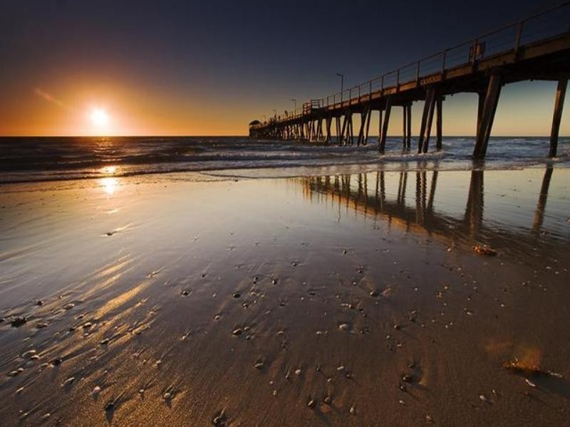 17b HMAS Australia Road, Henley Beach South SA 5022