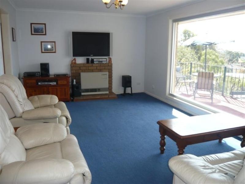 35 Davey Crescent, Seaview Downs SA 5049