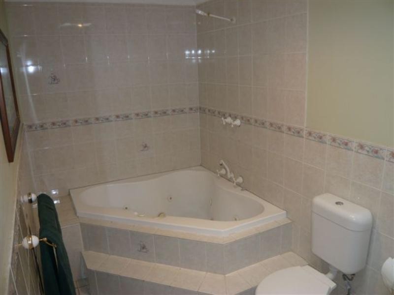 35 Davey Crescent, Seaview Downs SA 5049