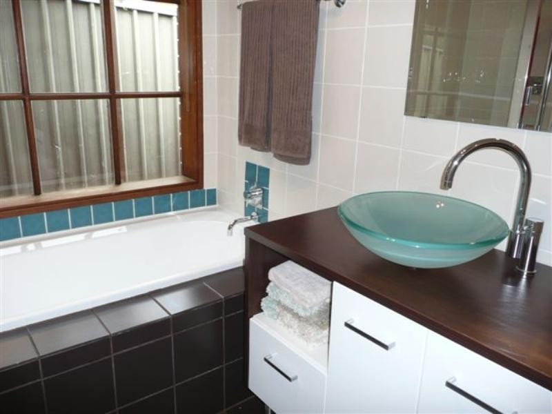 12 Barramundi Drive, Hallett Cove SA 5158