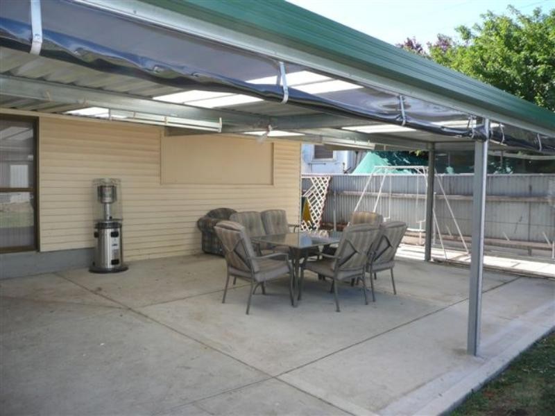 4 Torquay Road, Sturt SA 5047