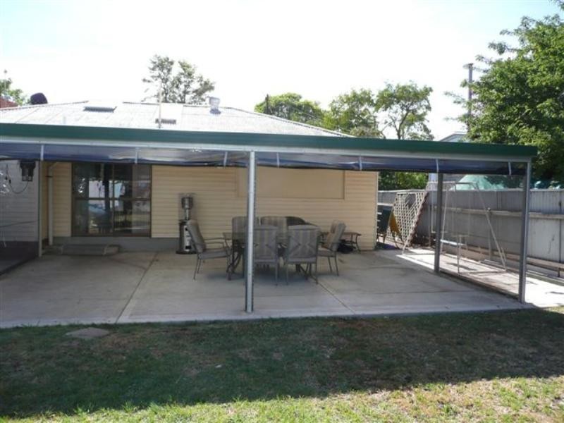 4 Torquay Road, Sturt SA 5047