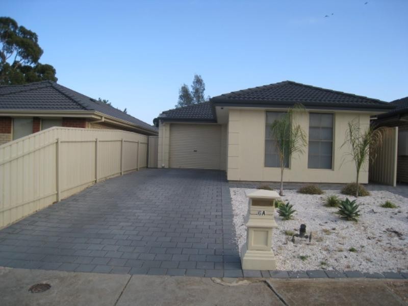 6A Chaucer Street, Clearview SA 5085
