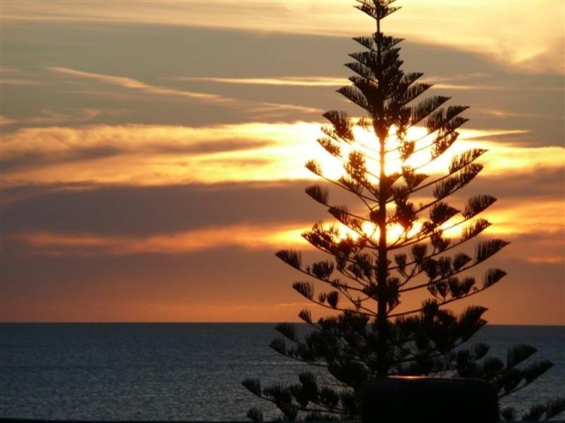 24 Marine Parade, Seacliff SA 5049