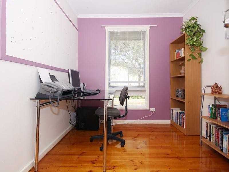 13 Redcraze Street, Aberfoyle Park SA 5159