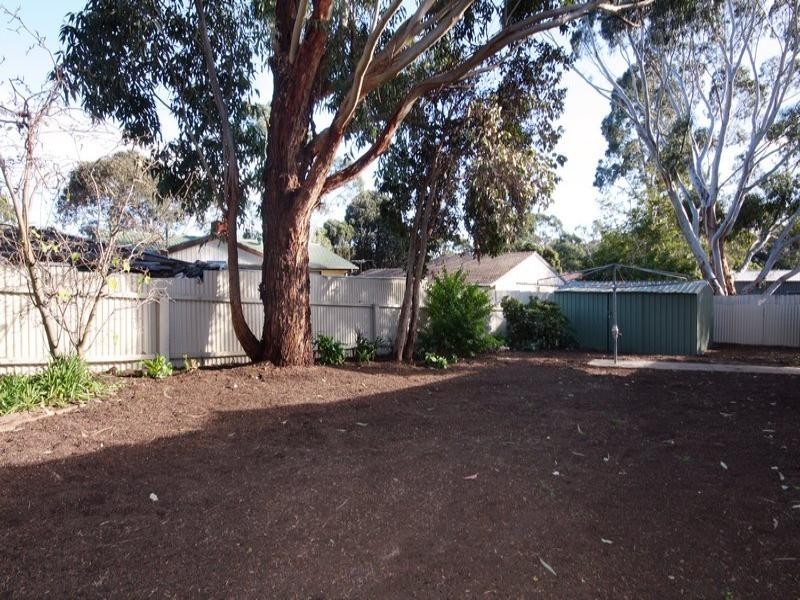 13 Redcraze Street, Aberfoyle Park SA 5159