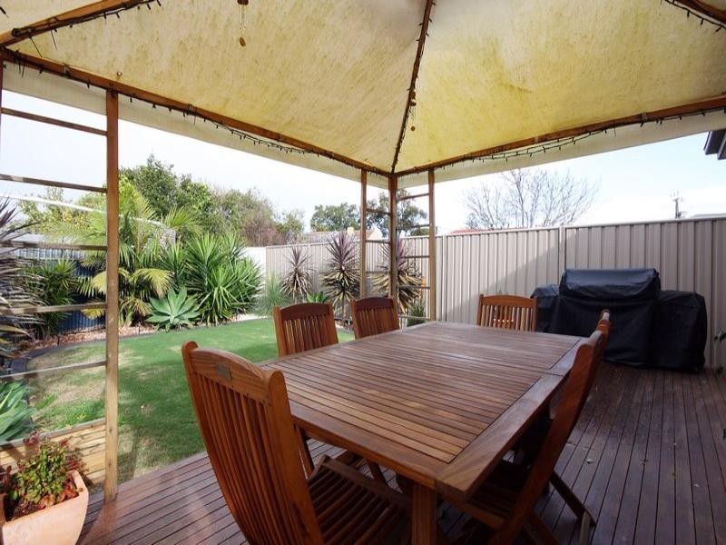 4 Burford Road, Henley Beach South SA 5022