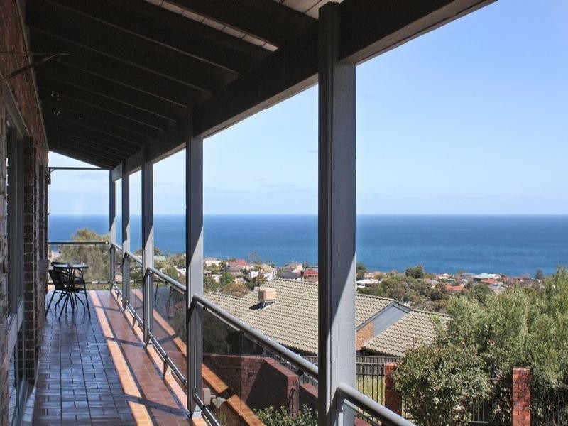 11 Caralue Road, Marino SA 5049