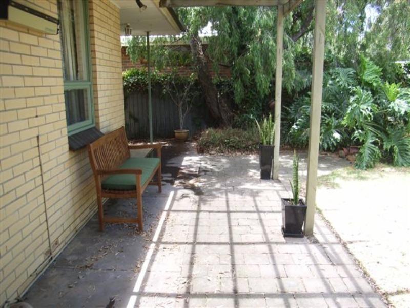 18 Dennis Drive, West Beach SA 5024