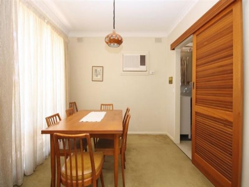 18 Dennis Drive, West Beach SA 5024