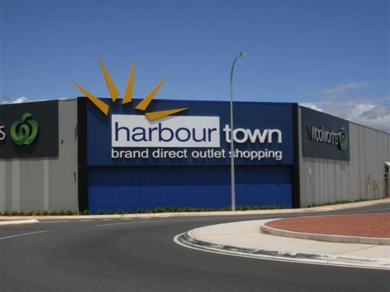 18 Dennis Drive, West Beach SA 5024