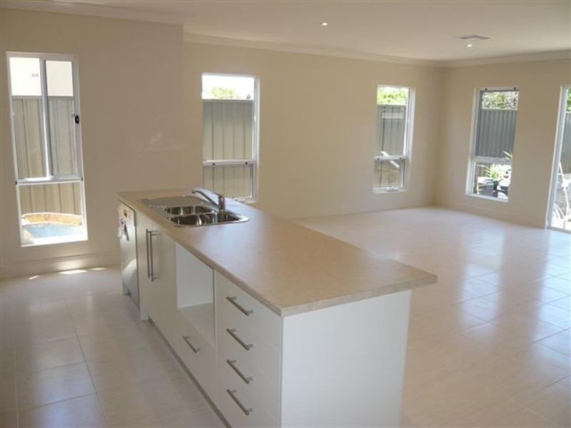 32b Kingston Avenue, Seacombe Gardens SA 5047