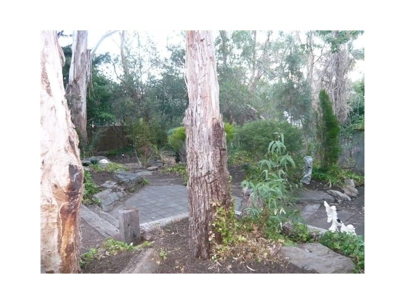 1 Mount Malvern Road, Aberfoyle Park SA 5159