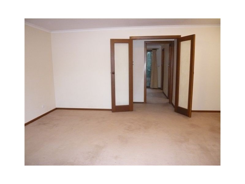 1 Mount Malvern Road, Aberfoyle Park SA 5159