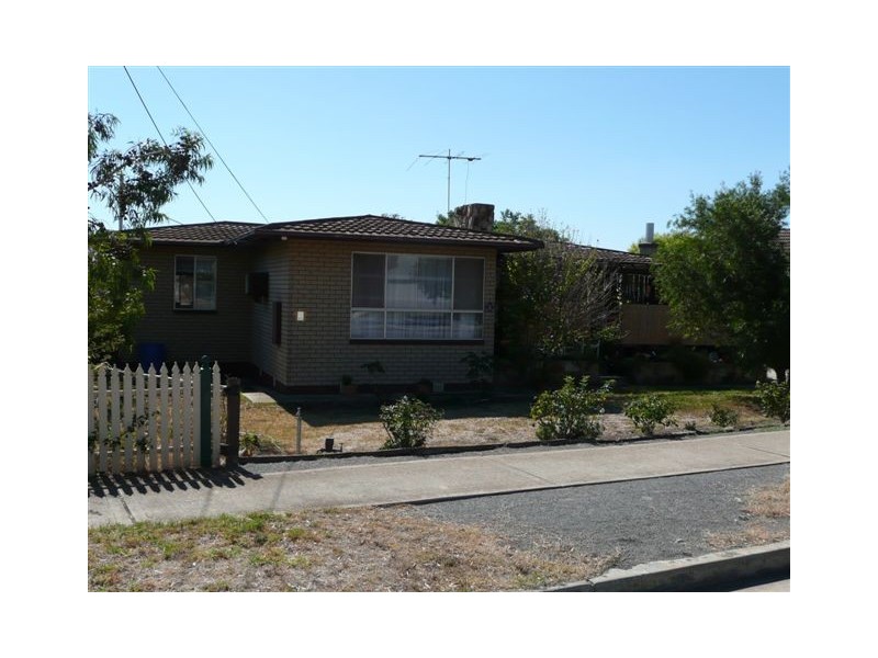 8 Benny Crescent, South Brighton SA 5048