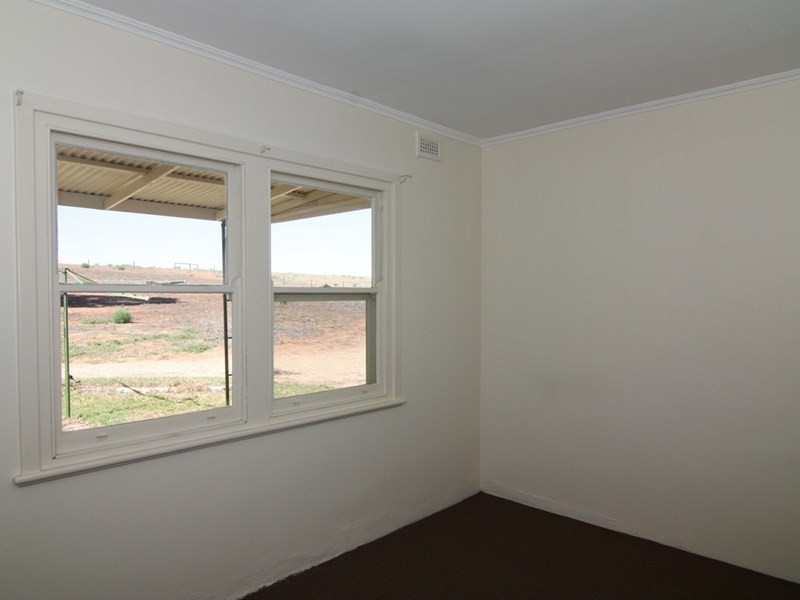 63 Fairweather Avenue, Loxton SA 5333