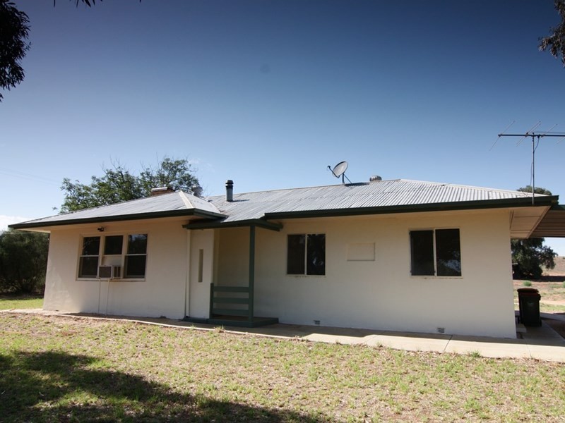 63 Fairweather Avenue, Loxton SA 5333