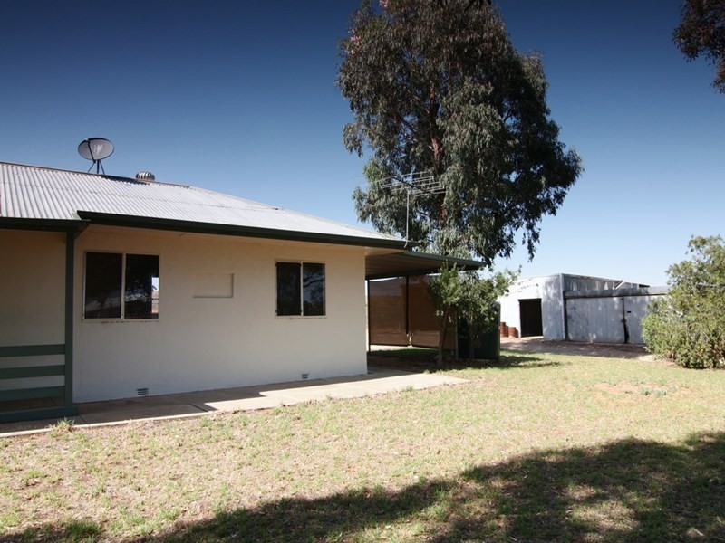 63 Fairweather Avenue, Loxton SA 5333