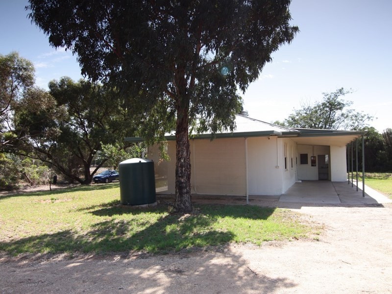 63 Fairweather Avenue, Loxton SA 5333