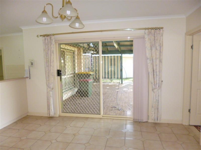 17 Hall Crescent, Loxton SA 5333