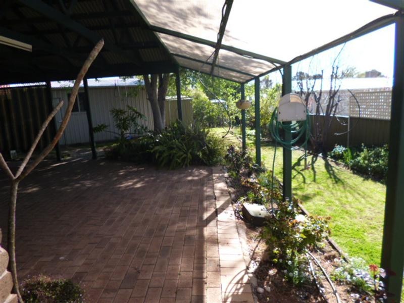 17 Hall Crescent, Loxton SA 5333