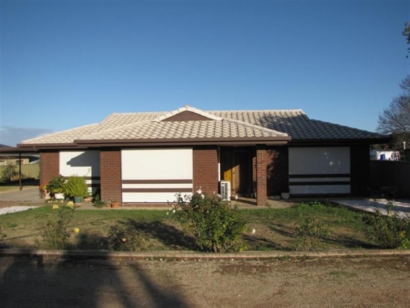 26 Sixth Street, Loxton SA 5333