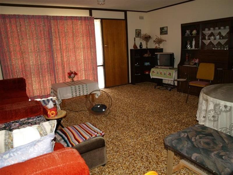 30 Acland Street, Blanchetown SA 5357