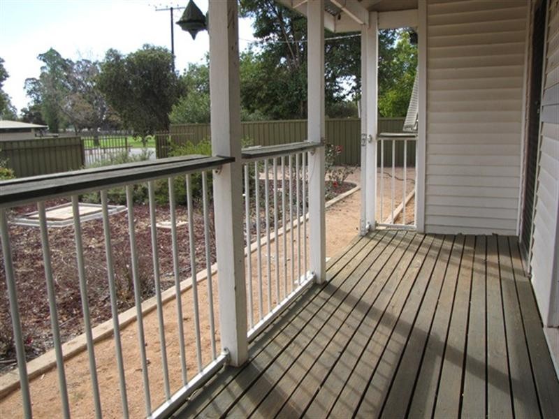 3 Coombe Street, Berri SA 5343