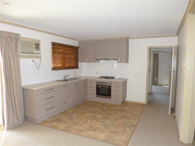 12 Traeger Street, Loxton SA 5333