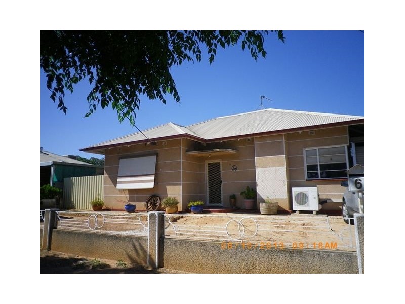 6 Cornwall, Berri SA 5343