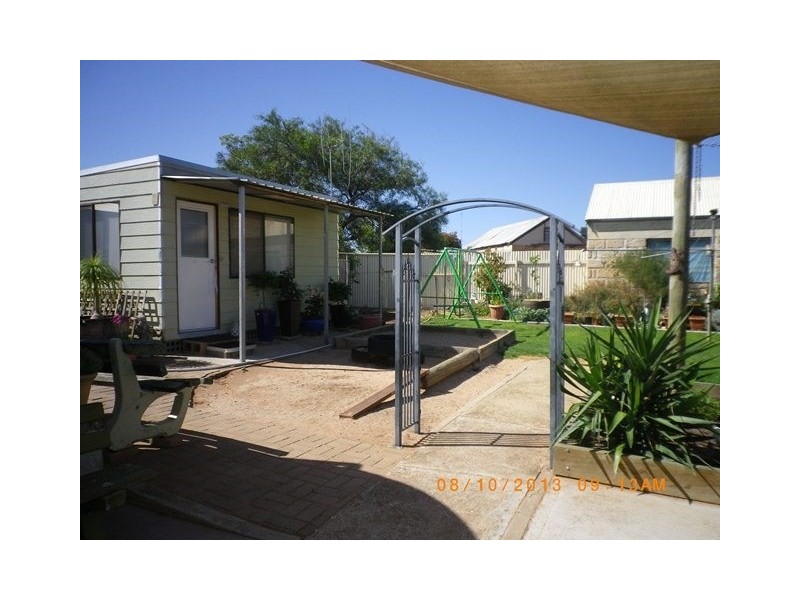 6 Cornwall, Berri SA 5343