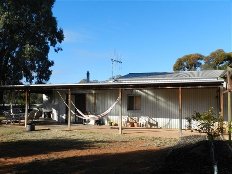 209 Bassham Road, Barmera SA 5345