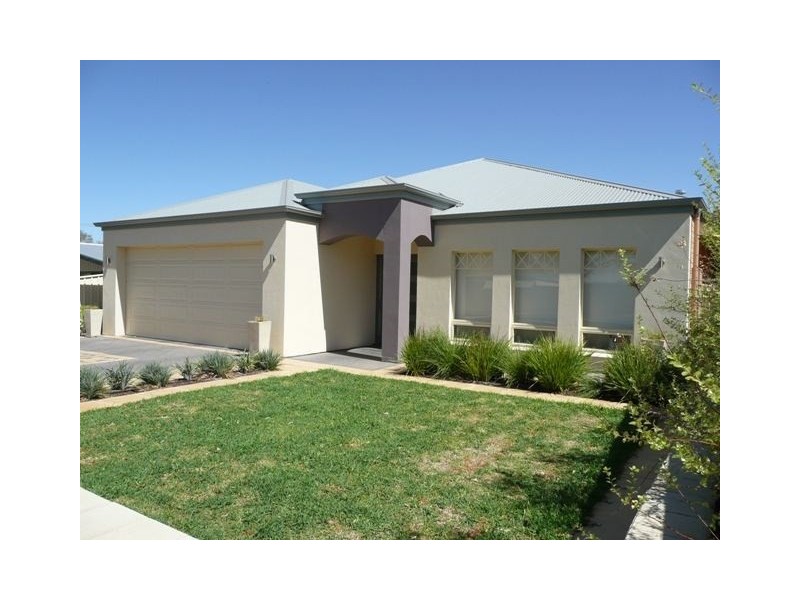 26a Fourth Street, Loxton SA 5333