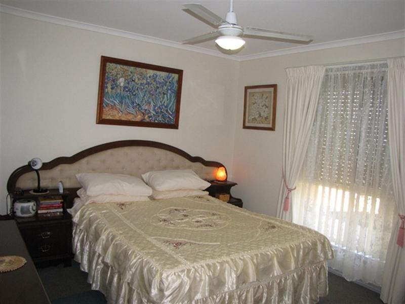 4 Nalara Avenue, Loxton SA 5333