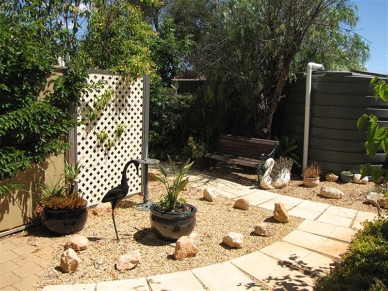 4 Nalara Avenue, Loxton SA 5333